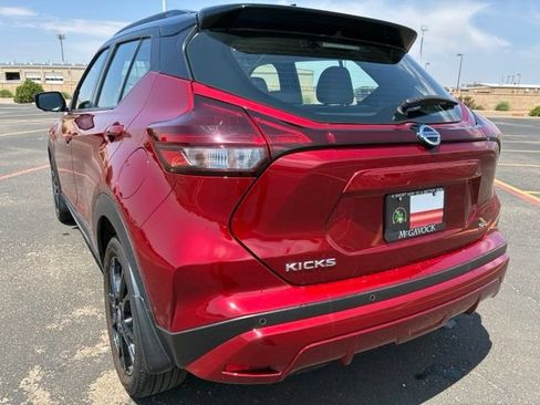 Certified 2021 Nissan Kicks SR w/ SR Premium Package FWD image 4