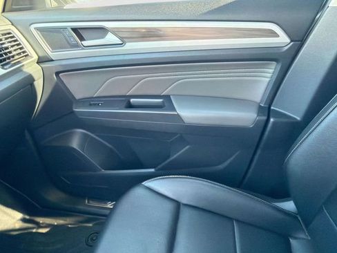 Used 2021 Volkswagen Atlas SEL image 22
