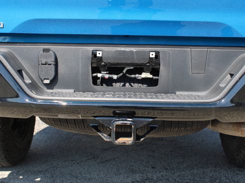 Used 2023 Chevrolet Colorado Z71 w/ Advanced Trailering Package image 6