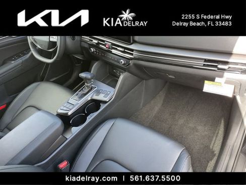 New 2026 Kia Sportage EX FWD image 11
