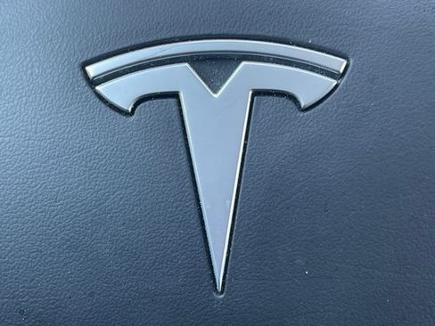 Used 2020 Tesla Model Y Long Range AWD/4WD image 18