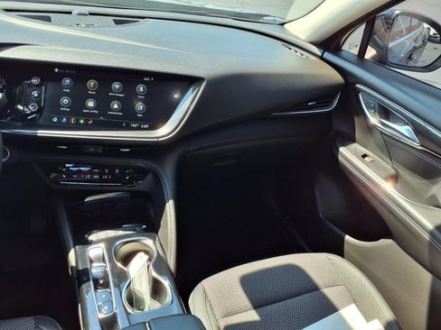 Used 2023 Buick Envision Preferred w/ Premium Seat Package AWD/4WD image 4
