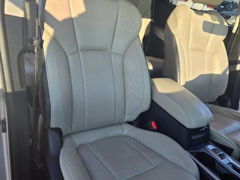 Used 2020 Subaru Ascent Limited AWD/4WD image 17