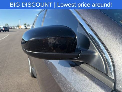 Used 2023 Jeep Compass Latitude AWD/4WD image 7