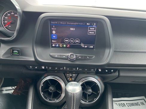 Certified 2021 Chevrolet Camaro LT image 16