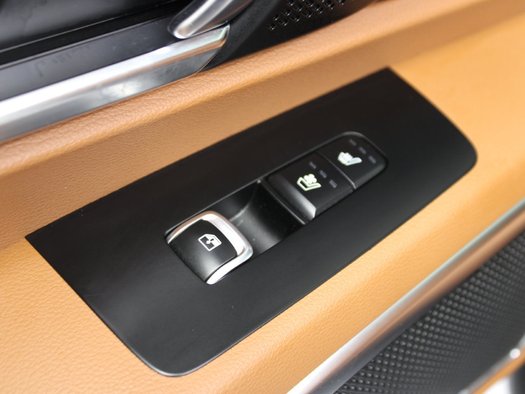 Used 2023 Kia Telluride SX Prestige X-Pro AWD/4WD image 18