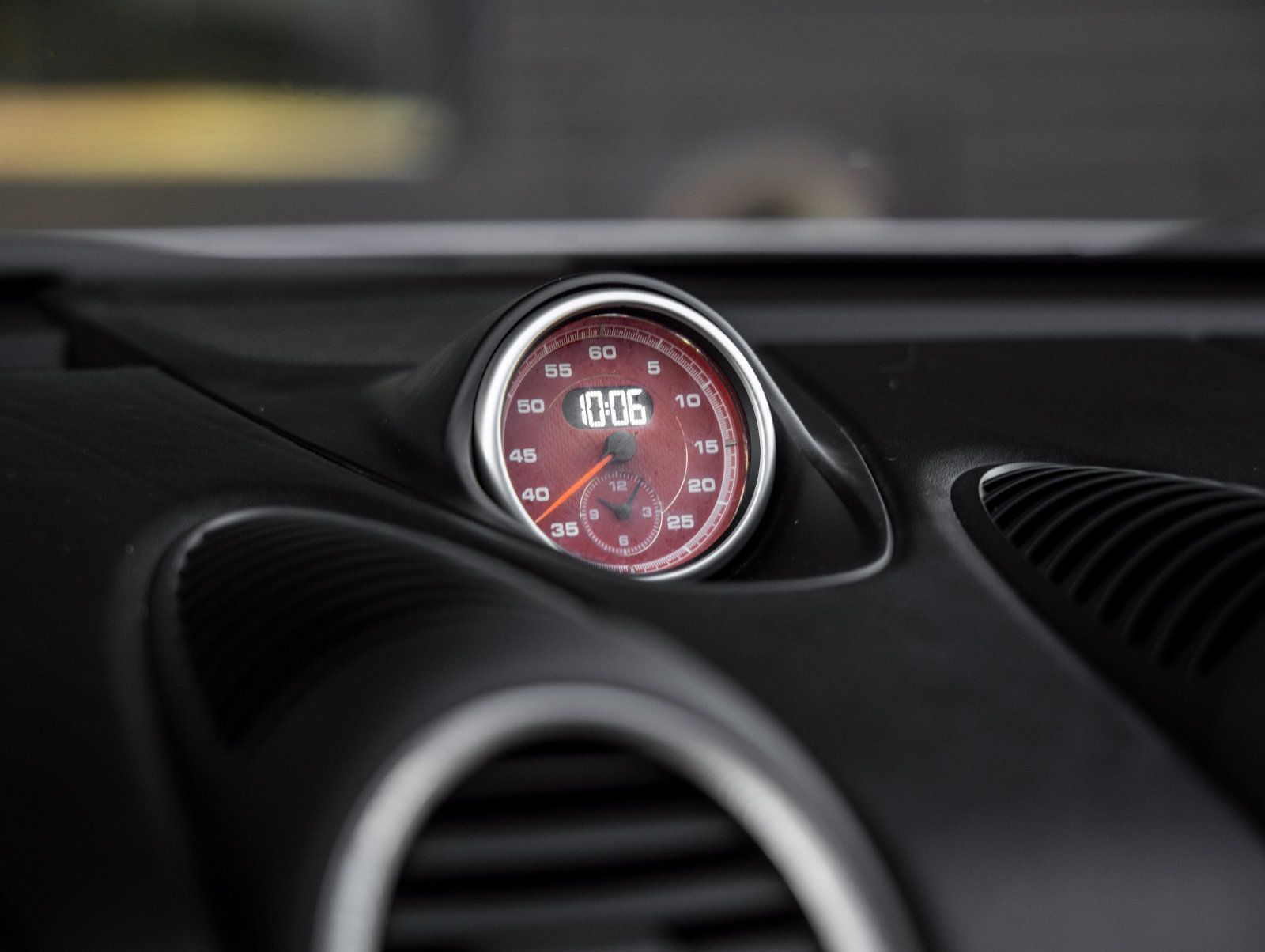 Certified 2019 Porsche 718 Cayman RWD image 27