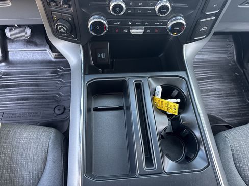 Certified 2022 Ford F150 XLT w/ Equipment Group 302A High image 46