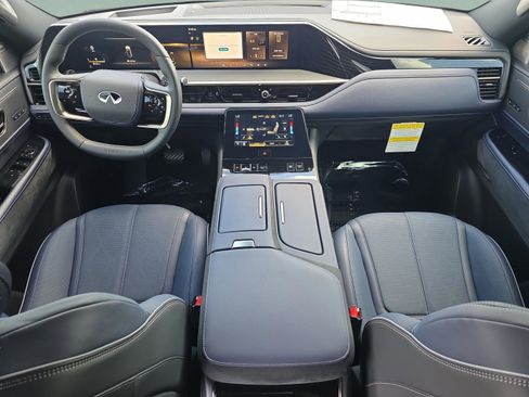 New 2026 INFINITI QX80 4WD image 16