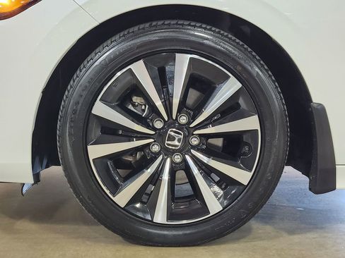 Used 2023 Honda Civic EX image 26