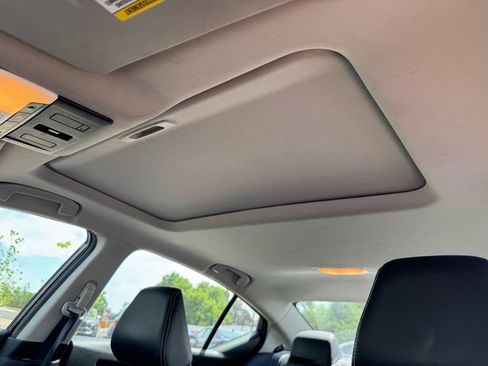 Used 2019 Nissan Altima 2.5 SL FWD image 19