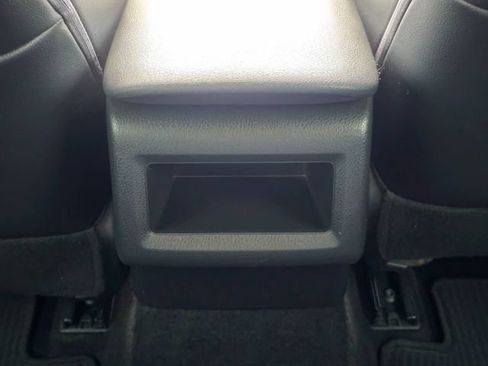 Used 2019 Toyota Camry SE w/ Audio Package FWD image 37