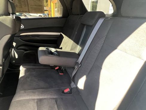 Used 2020 Dodge Durango SXT image 25