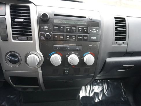 Used 2012 Toyota Tundra 4x4 Double Cab image 17