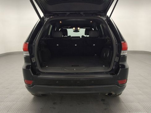 Used 2020 Jeep Grand Cherokee Laredo w/ Laredo X Package image 29