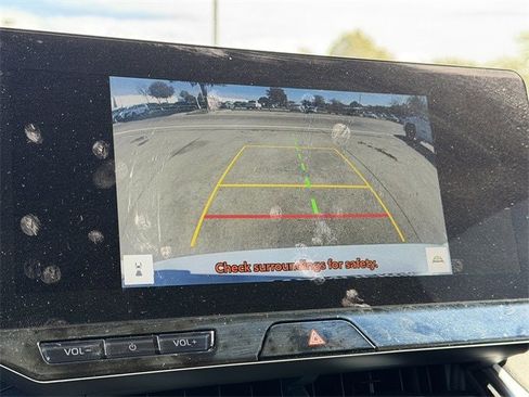 Certified 2024 Toyota Venza XLE image 18