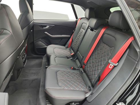 New 2026 Audi SQ8 Prestige image 11