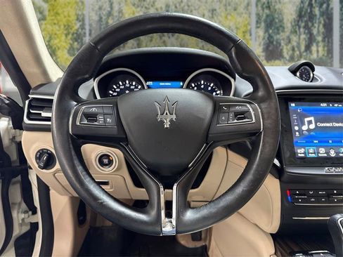 Used 2017 Maserati Ghibli S Q4 AWD/4WD image 15