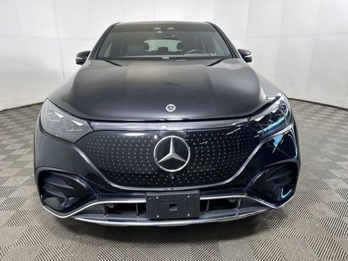 Used 2023 Mercedes-Benz EQE 350+ 4MATIC SUV w/ Pinnacle Trim Package image 8