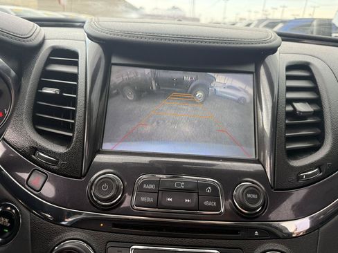 Used 2015 Chevrolet Impala LTZ FWD image 21