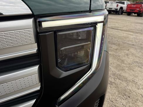 New 2026 GMC Sierra 1500 SLE image 9