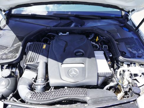 Used 2017 Mercedes-Benz C 300 Sedan image 19