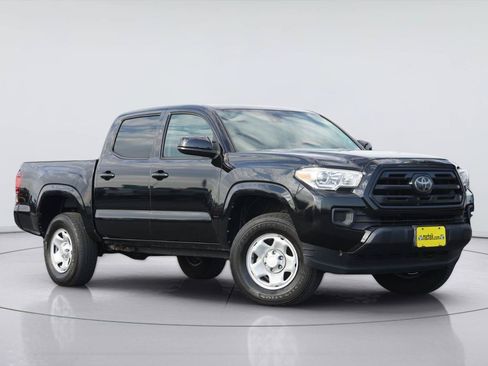 Used 2018 Toyota Tacoma SR w/ SR Convenience Package RWD image 2