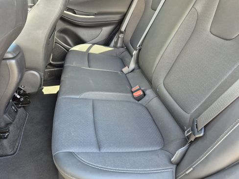 Used 2025 Buick Encore GX Preferred FWD image 17