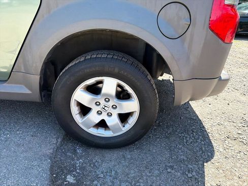 Used 2005 Honda Element EX image 13