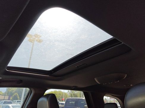 Used 2021 Dodge Durango R/T w/ Blacktop Package image 23