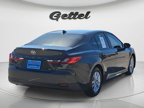 Used 2026 Toyota Camry LE w/ Convenience Package image 3