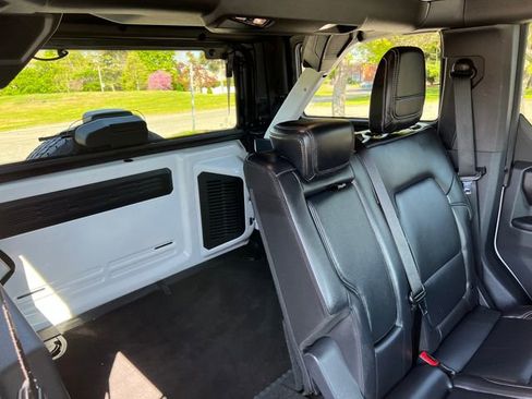 Used 2025 Ford Bronco Outer Banks AWD/4WD image 34