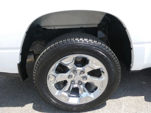 Used 2019 RAM 1500 Big Horn AWD/4WD image 31
