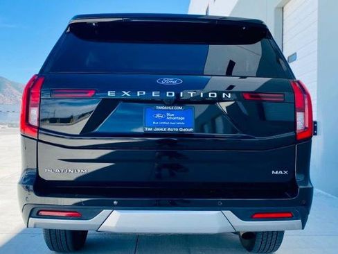 Certified 2025 Ford Expedition Max Platinum AWD/4WD image 5