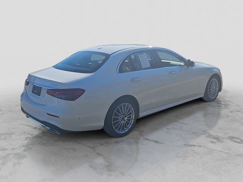 Certified 2022 Mercedes-Benz E 450 4MATIC Sedan image 5