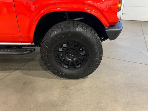 Used 2025 Ford Bronco Stroppe Edition image 31