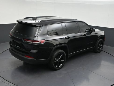 Used 2025 Jeep Grand Cherokee L Limited w/ Luxury Tech Group II RWD image 20