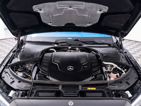 Certified 2024 Mercedes-Benz S 580 4MATIC Sedan image 31