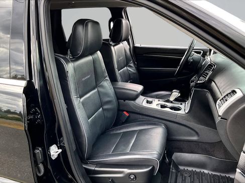 Used 2019 Jeep Grand Cherokee Summit AWD/4WD image 14