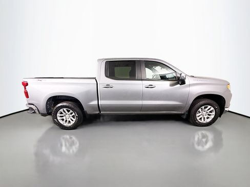Used 2023 Chevrolet Silverado 1500 LT AWD/4WD image 11