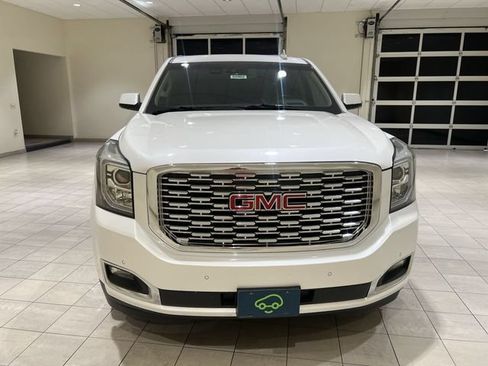 Certified 2019 GMC Yukon Denali w/ Open Road Package AWD/4WD image 8