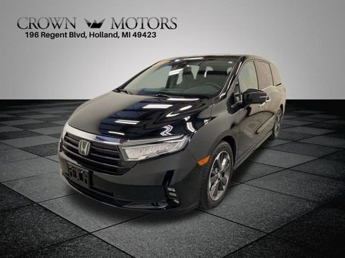 Certified 2023 Honda Odyssey Elite image 3