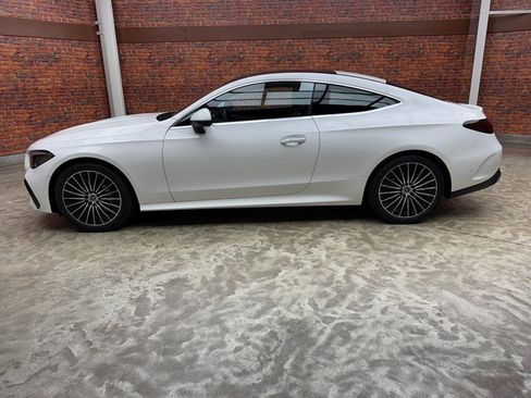 New 2026 Mercedes-Benz CLE 300 4MATIC Coupe image 2