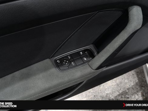 Used 2024 Porsche 911 Targa 4 GTS w/ Premium Package image 11