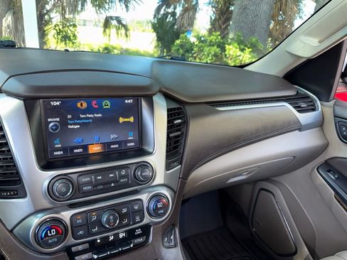 Used 2015 Chevrolet Suburban LT w/ Max Trailering Package RWD image 43