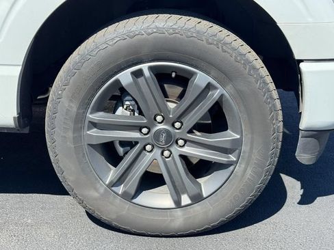 Used 2023 Ford F150 Lariat w/ Equipment Group 502A High AWD/4WD image 18