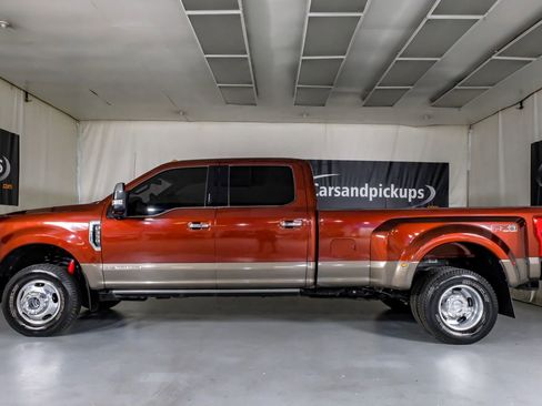 Used 2017 Ford F350 King Ranch w/ King Ranch Ultimate Package image 11
