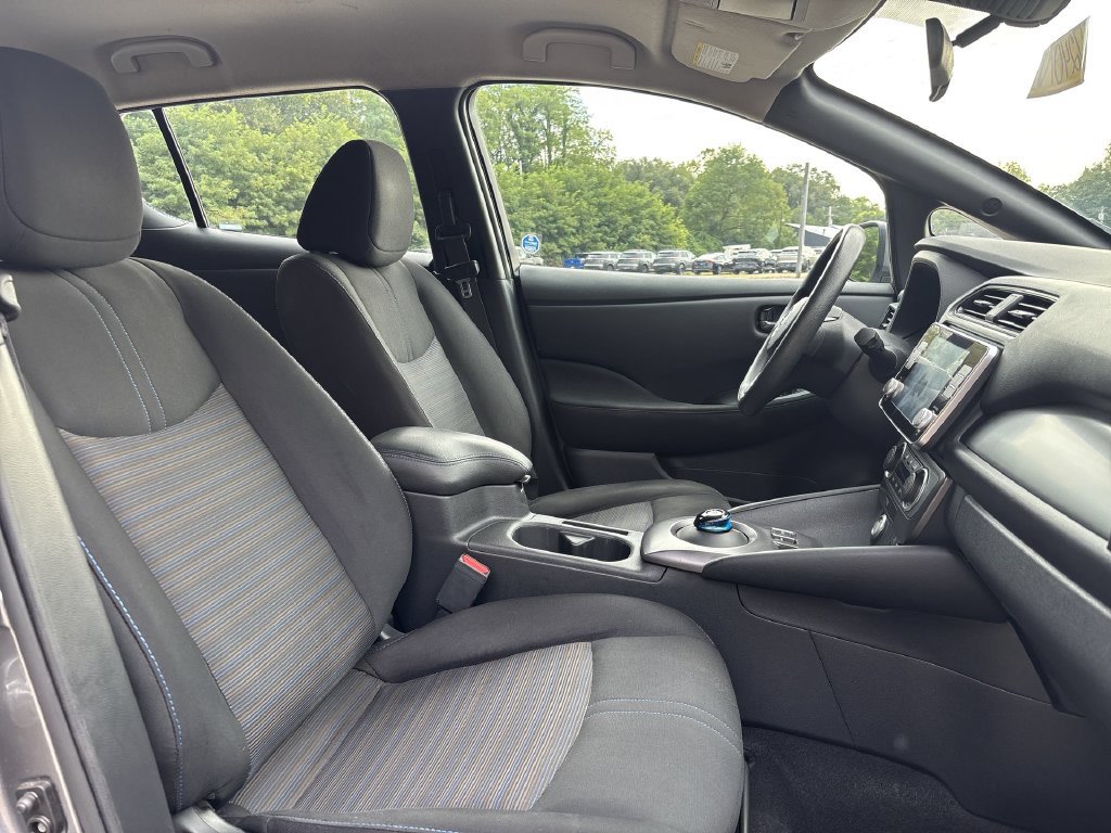 Certified 2022 Nissan Leaf S FWD image 19