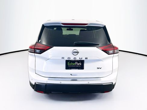 Used 2024 Nissan Rogue SV FWD image 7