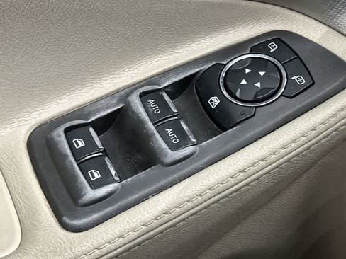 Used 2014 Ford Explorer XLT w/ Equipment Group 202A FWD image 20